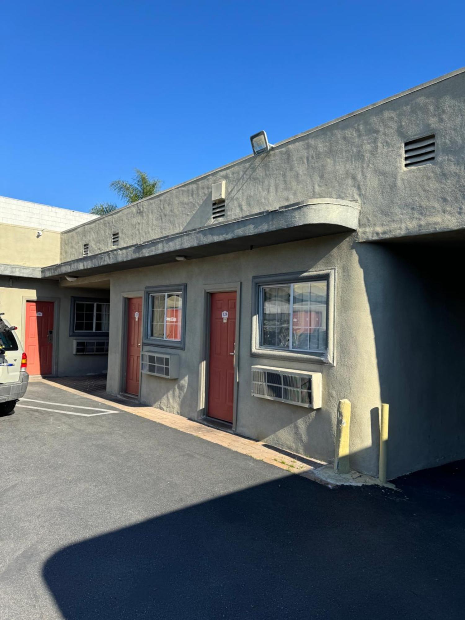 La Cienega Inn Motel ロサンゼルス エクステリア 写真