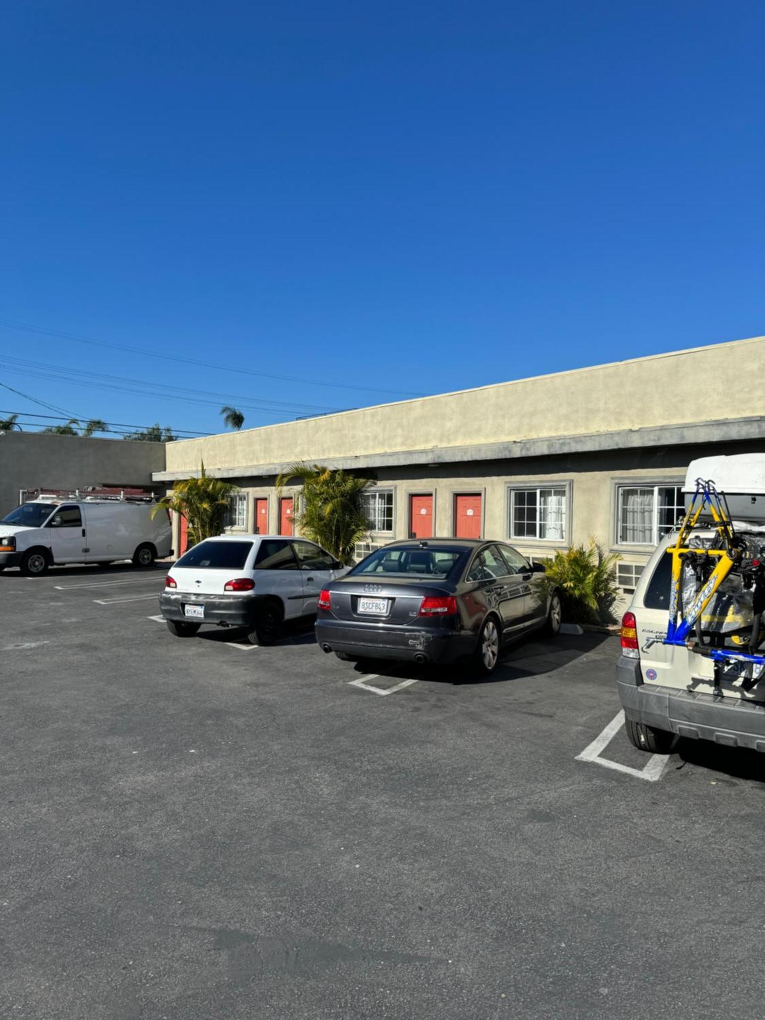 La Cienega Inn Motel ロサンゼルス エクステリア 写真